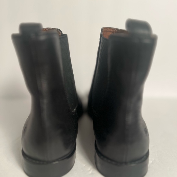 Frye Boots 7.5 Black Leather Pull On Booties Moto Classic Cottagecore Boho - Picture 9 of 12